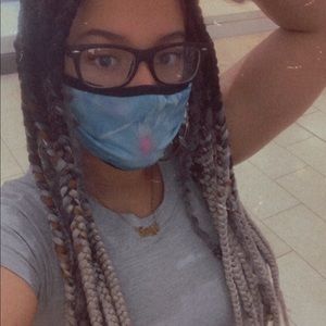 Meet your Posher, Angelica